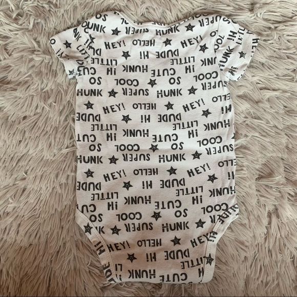 Hunk Hi Little Dude Hey Cute Super Cool Bodysuit - Picture 7 of 7